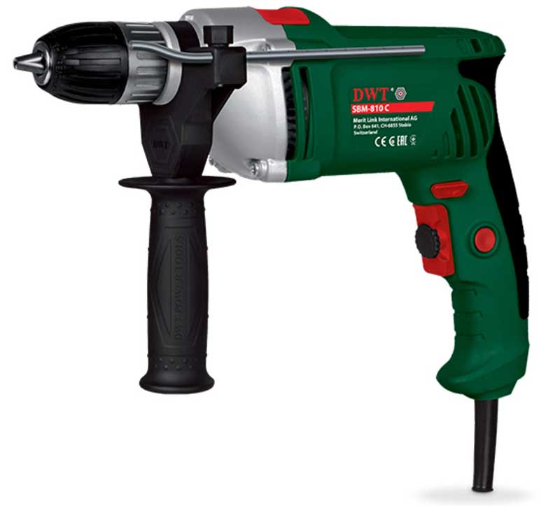 Bormasina cu percutie 810W DWT